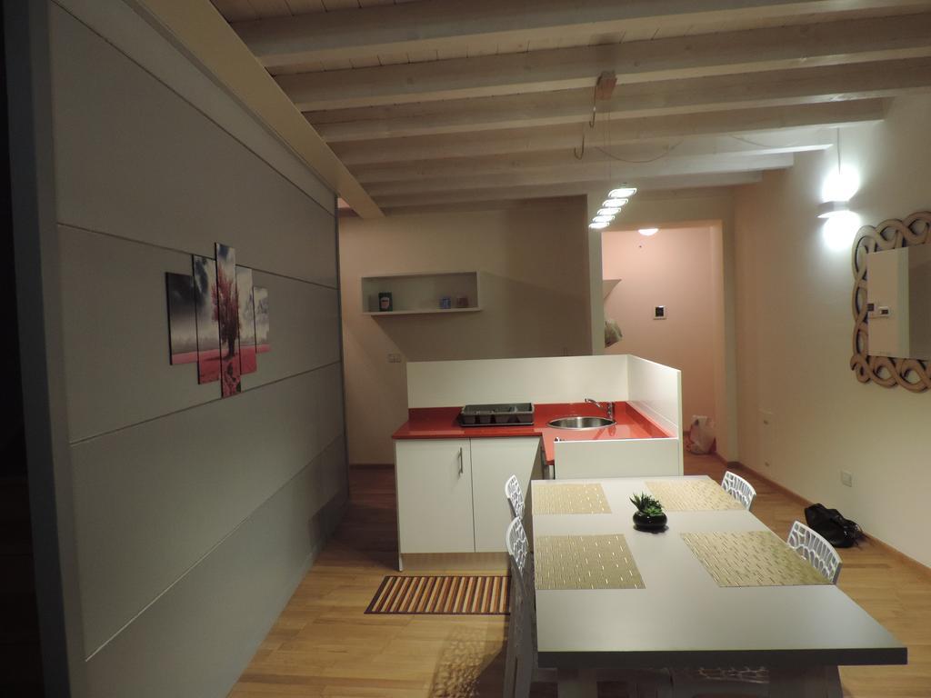 Residence Al Sociale Mantova Szoba fotó
